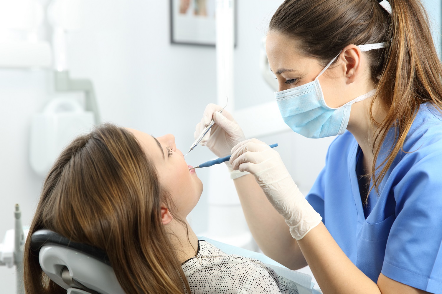 Dental Hygienist Dentist near me Dentist in Sugarland TX 1000px