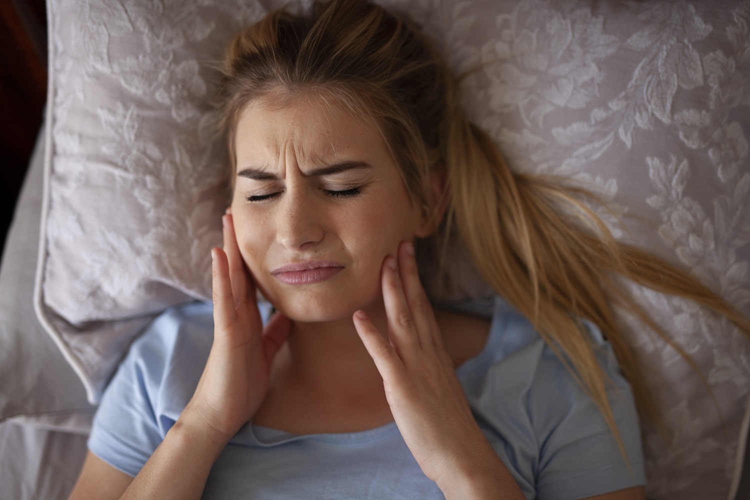 Bruxism Teeth Grinding Jaw Pain Night Guard Dentist in Sugar Land TX 1000px
